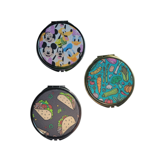 XL embroidered pillbox - 7 Day compartment